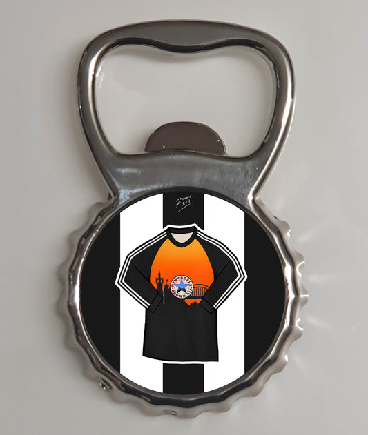 Newcastle 1996/97 Goalkeeper Shirt Memorabilia Metal Bottle Opener Fridge Magnet