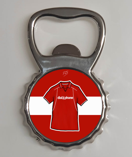 Middlesbrough 2002-04 Home Shirt Memorabilia Metal Bottle Opener Fridge Magnet